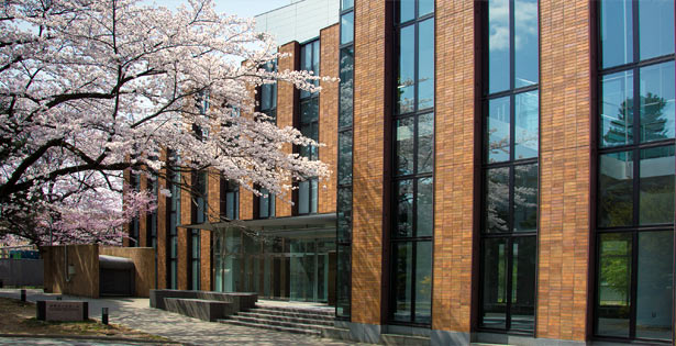 日本东北大学