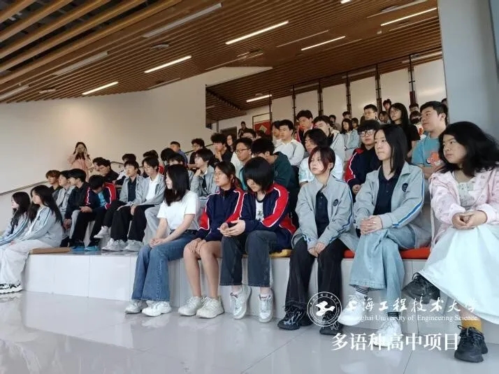 校园动态日语国际高中-五月光华 向阳而行——工程大多语种高中5月晨会教育纪实